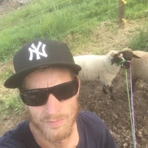 Meet your Posher, Mathew